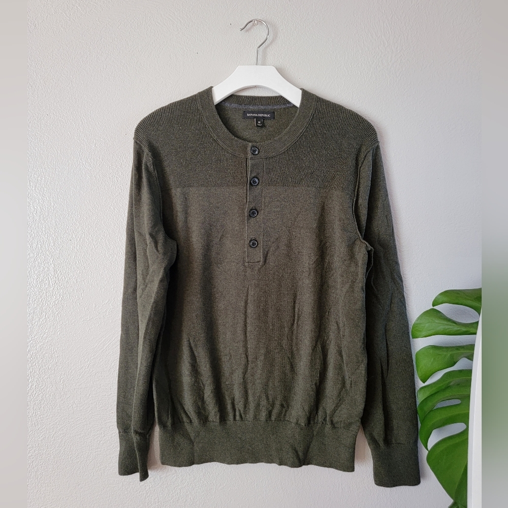 Banana Republic Sweater